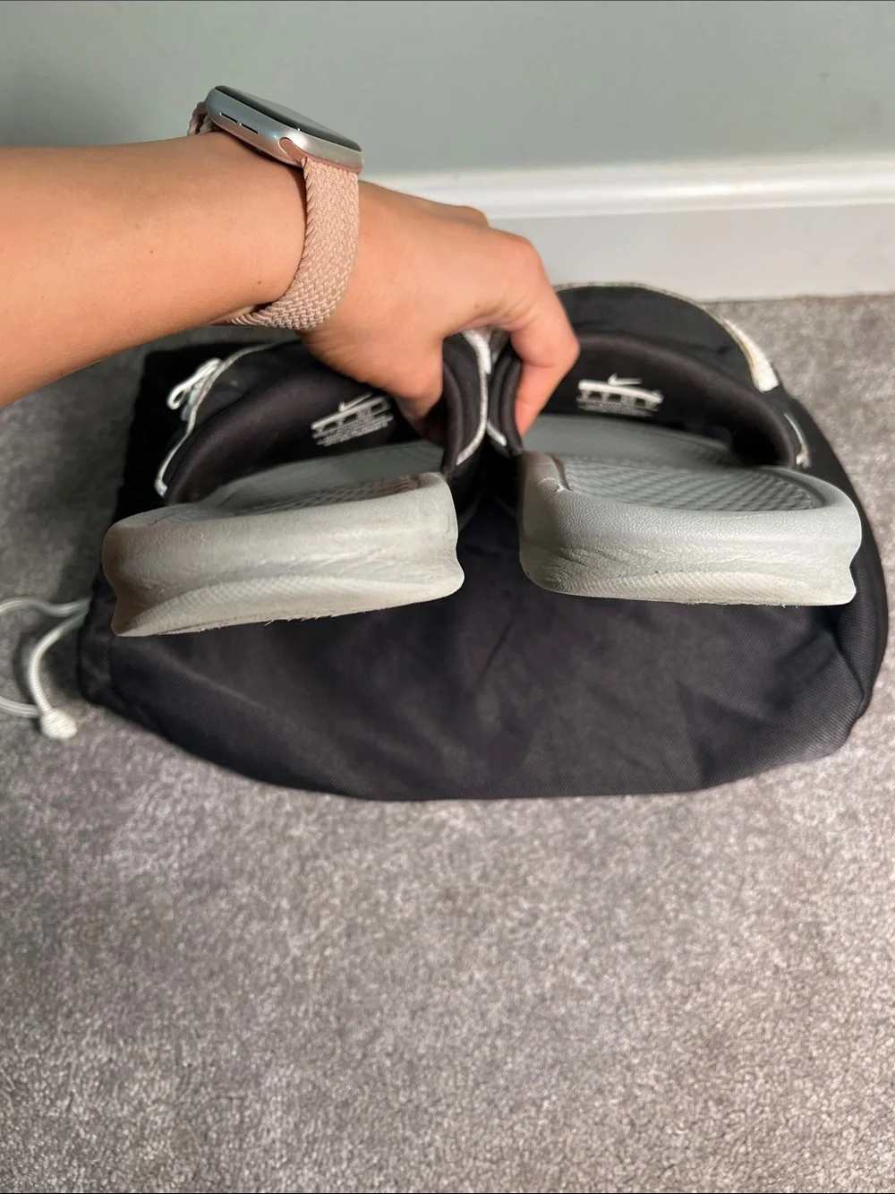Nike Benassi Fanny Pack Slide Sandals Black White Grey size 9